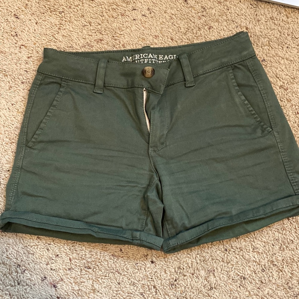 American Eagle midi twill shorts